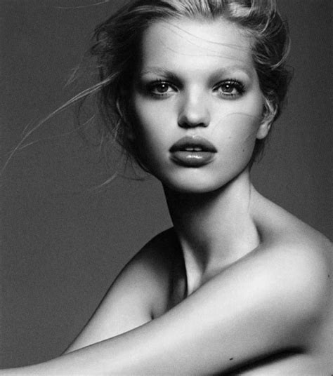 daphne groeneveld dior